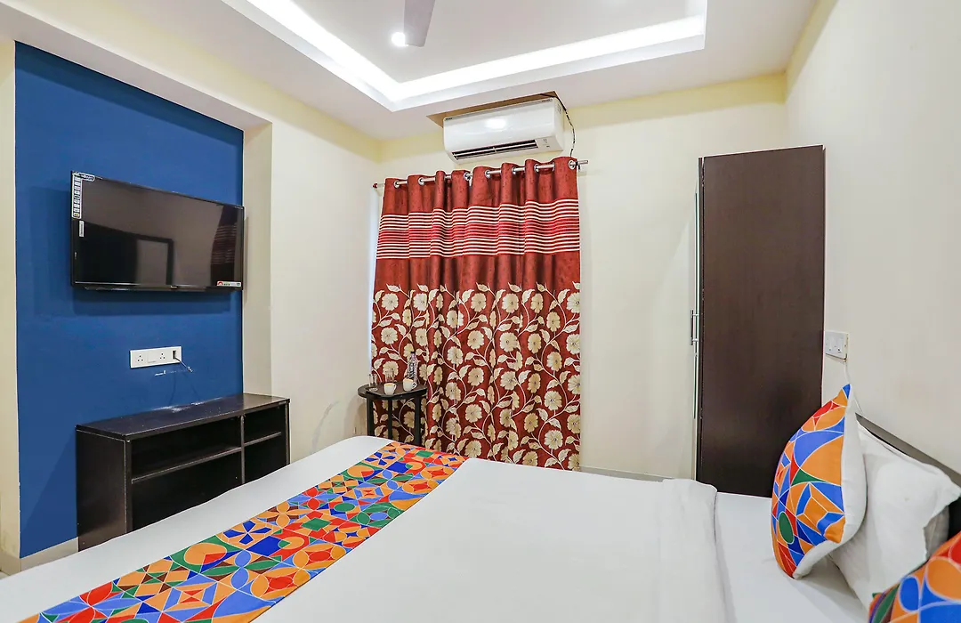 Fabexpress Girija Inn-1